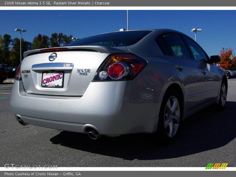 Radiant Silver Metallic / Charcoal 2008 Nissan Altima 3.5 SE