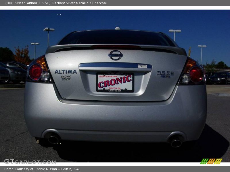 Radiant Silver Metallic / Charcoal 2008 Nissan Altima 3.5 SE
