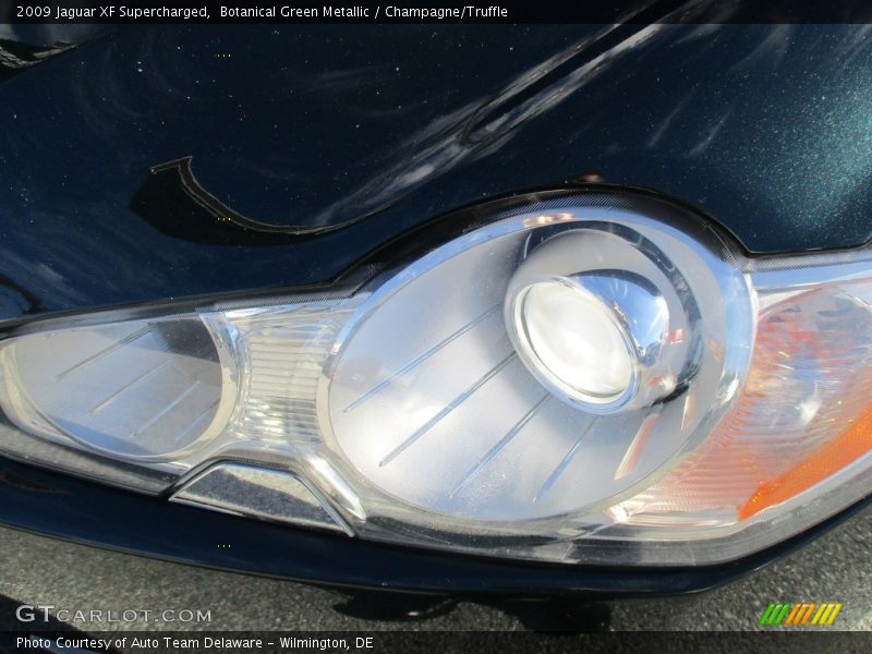 Botanical Green Metallic / Champagne/Truffle 2009 Jaguar XF Supercharged