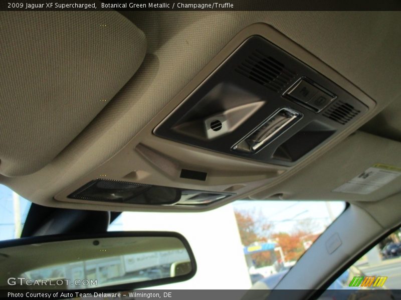 Botanical Green Metallic / Champagne/Truffle 2009 Jaguar XF Supercharged