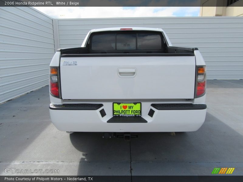 White / Beige 2006 Honda Ridgeline RTL