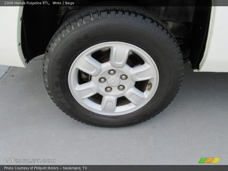 White / Beige 2006 Honda Ridgeline RTL