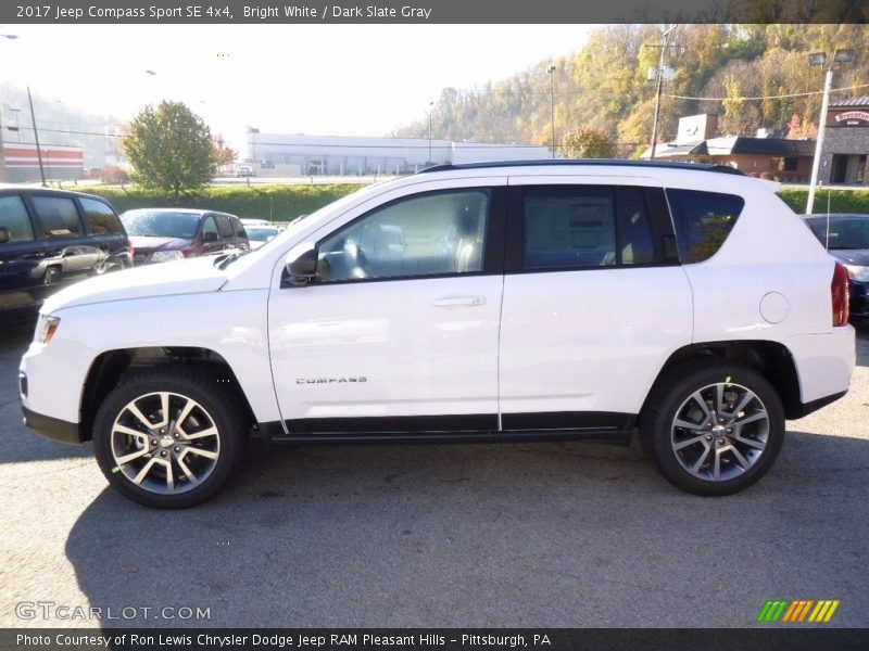 Bright White / Dark Slate Gray 2017 Jeep Compass Sport SE 4x4