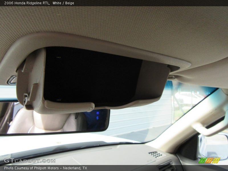White / Beige 2006 Honda Ridgeline RTL