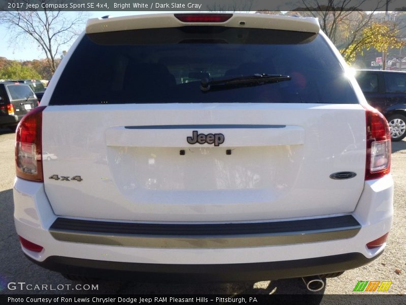 Bright White / Dark Slate Gray 2017 Jeep Compass Sport SE 4x4