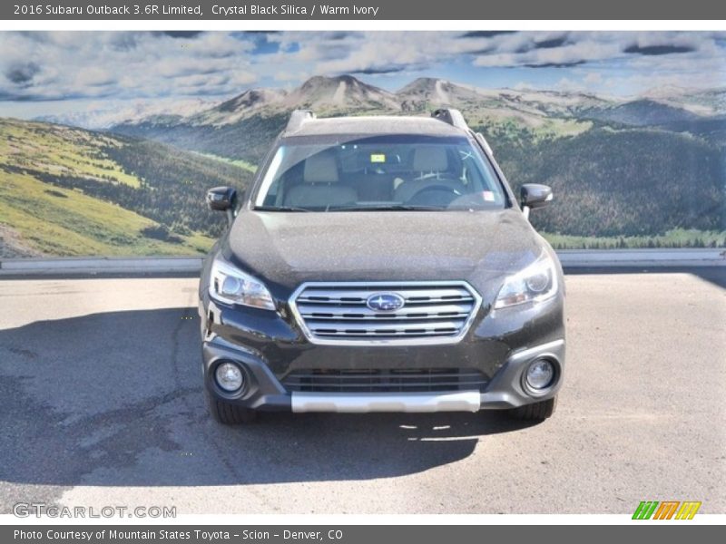 Crystal Black Silica / Warm Ivory 2016 Subaru Outback 3.6R Limited