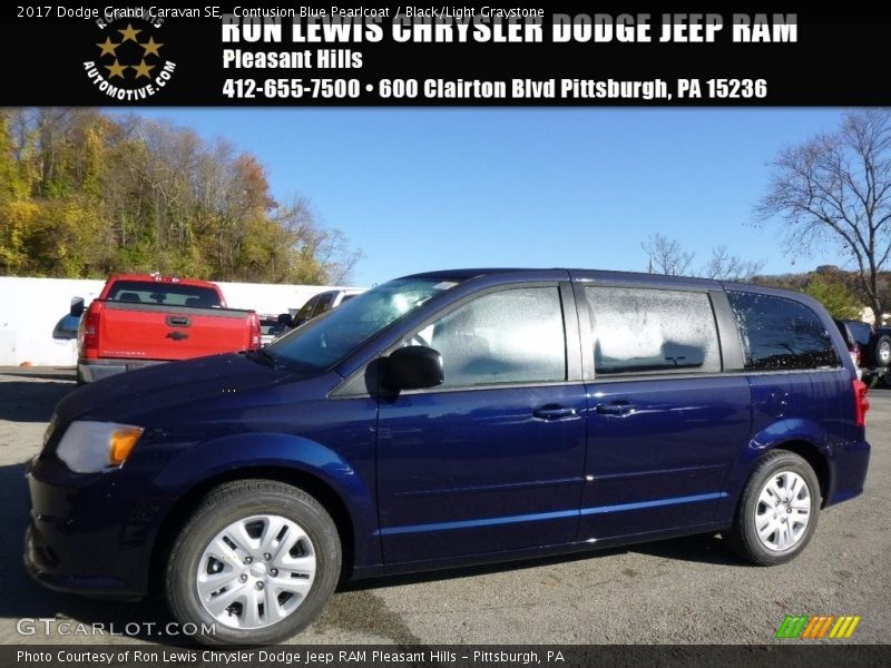 Contusion Blue Pearlcoat / Black/Light Graystone 2017 Dodge Grand Caravan SE