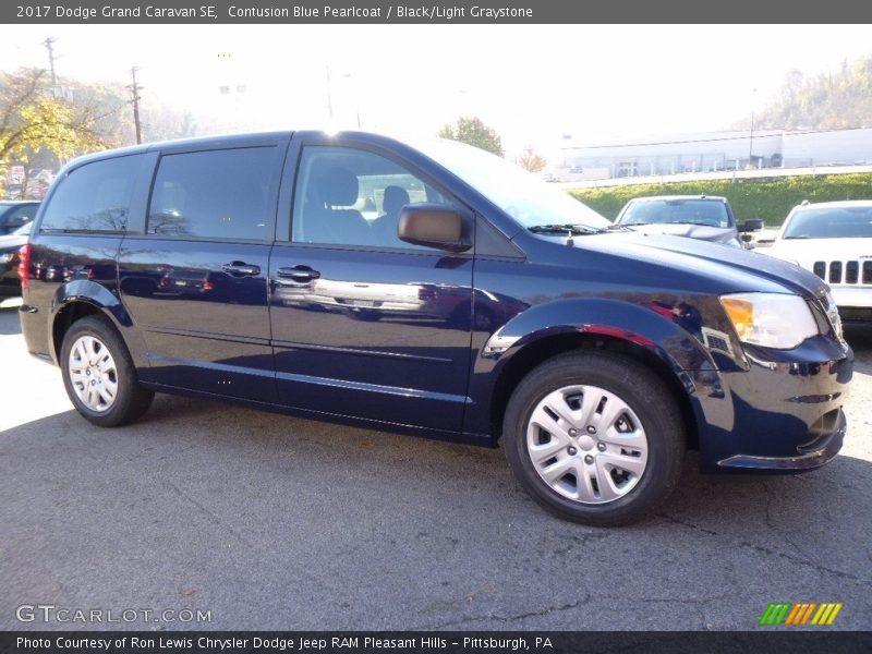 Contusion Blue Pearlcoat / Black/Light Graystone 2017 Dodge Grand Caravan SE