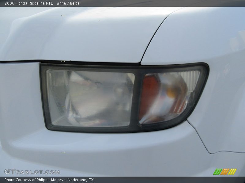 White / Beige 2006 Honda Ridgeline RTL