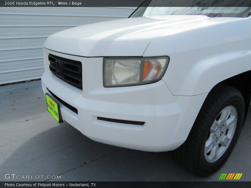 White / Beige 2006 Honda Ridgeline RTL
