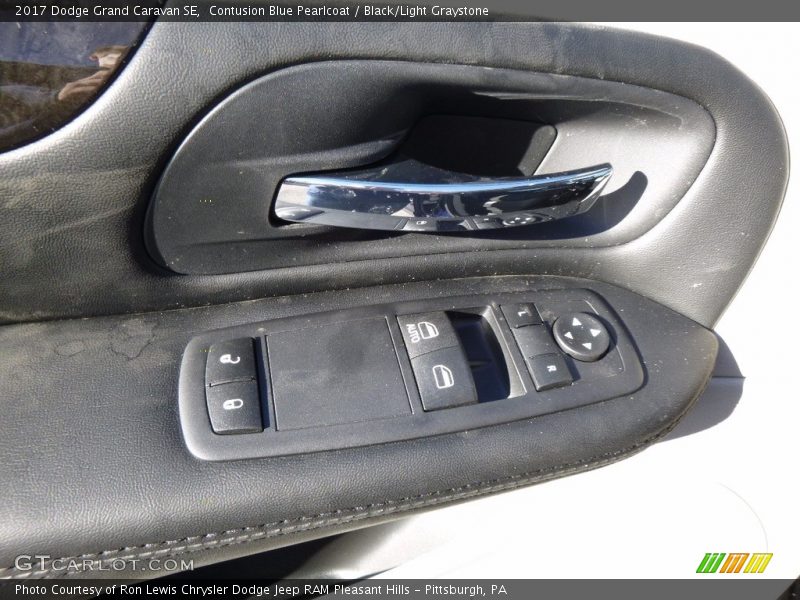 Contusion Blue Pearlcoat / Black/Light Graystone 2017 Dodge Grand Caravan SE