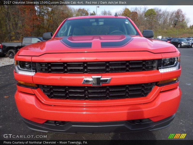 Red Hot / Dark Ash/Jet Black 2017 Chevrolet Silverado 1500 Custom Double Cab 4x4