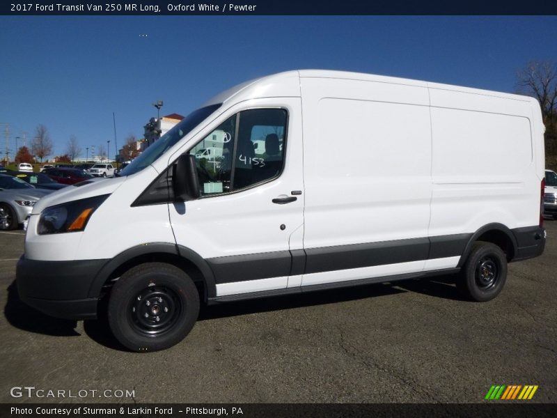 Front 3/4 View of 2017 Transit Van 250 MR Long