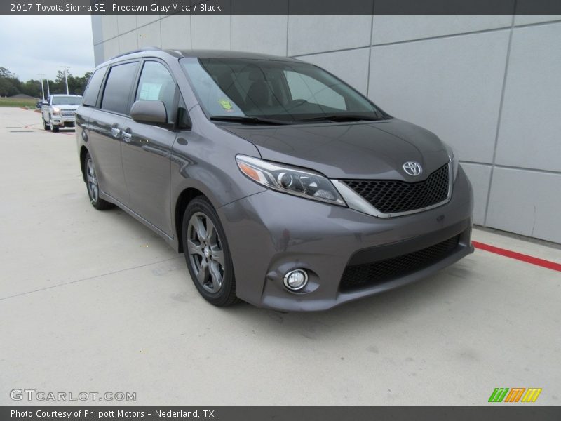 Predawn Gray Mica / Black 2017 Toyota Sienna SE