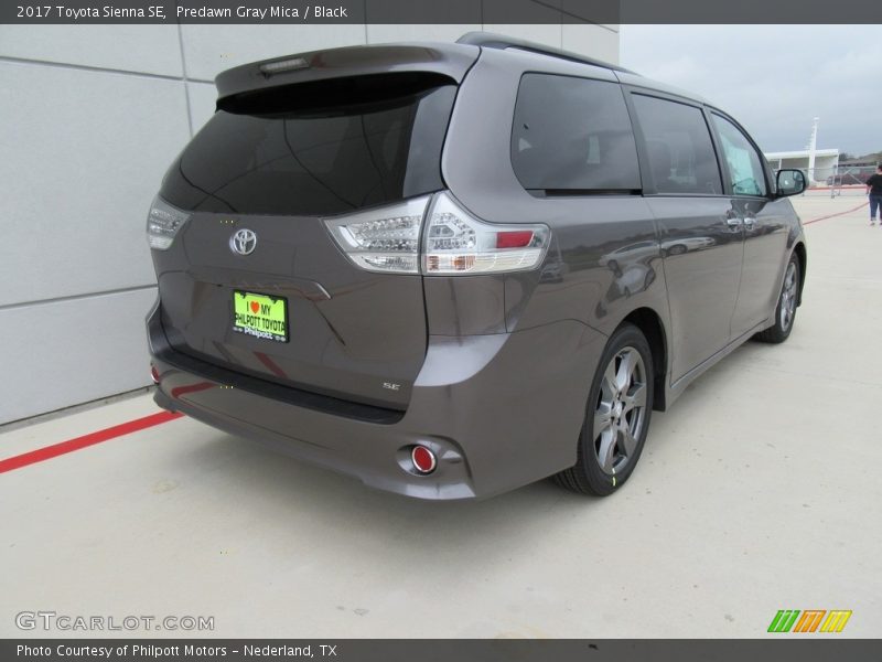 Predawn Gray Mica / Black 2017 Toyota Sienna SE