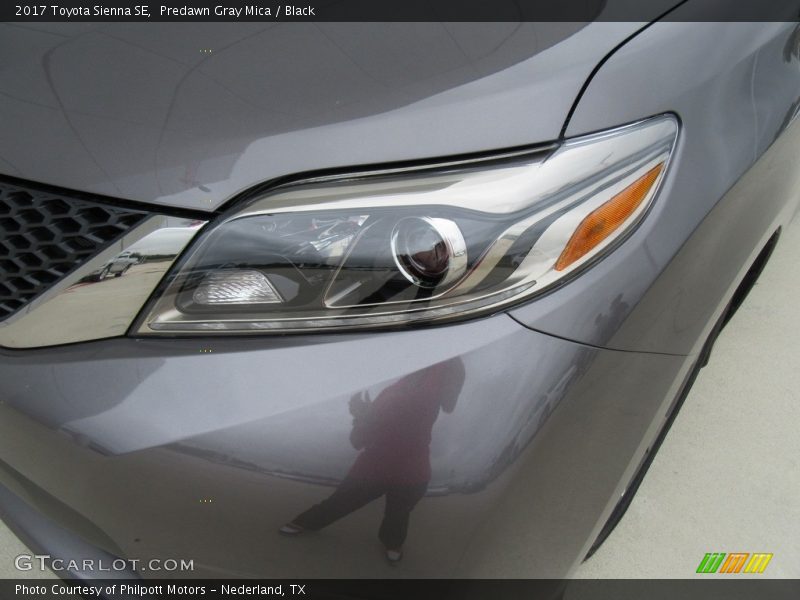 Predawn Gray Mica / Black 2017 Toyota Sienna SE