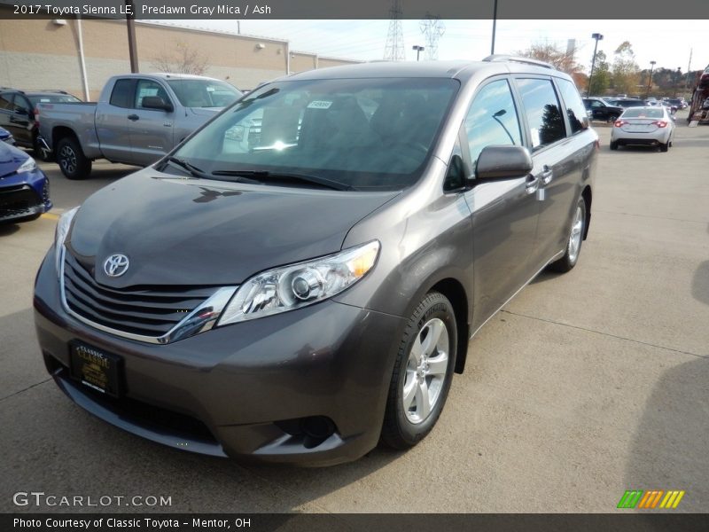 Predawn Gray Mica / Ash 2017 Toyota Sienna LE