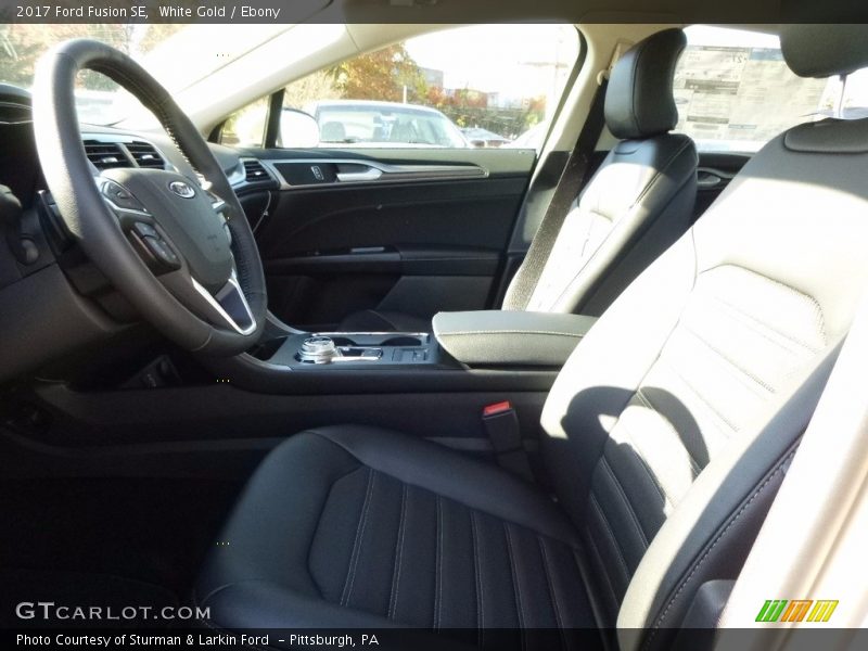 White Gold / Ebony 2017 Ford Fusion SE