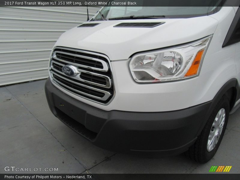 Oxford White / Charcoal Black 2017 Ford Transit Wagon XLT 350 MR Long