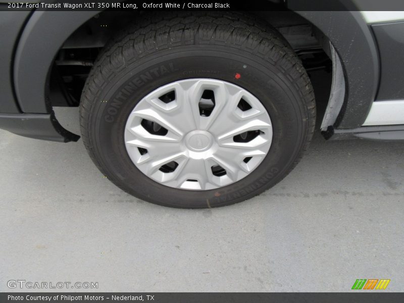 Oxford White / Charcoal Black 2017 Ford Transit Wagon XLT 350 MR Long