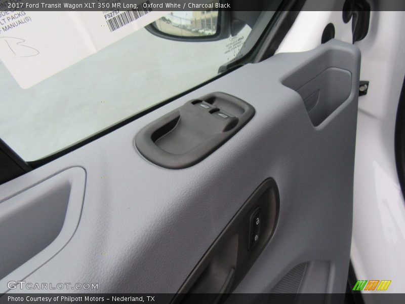 Controls of 2017 Transit Wagon XLT 350 MR Long