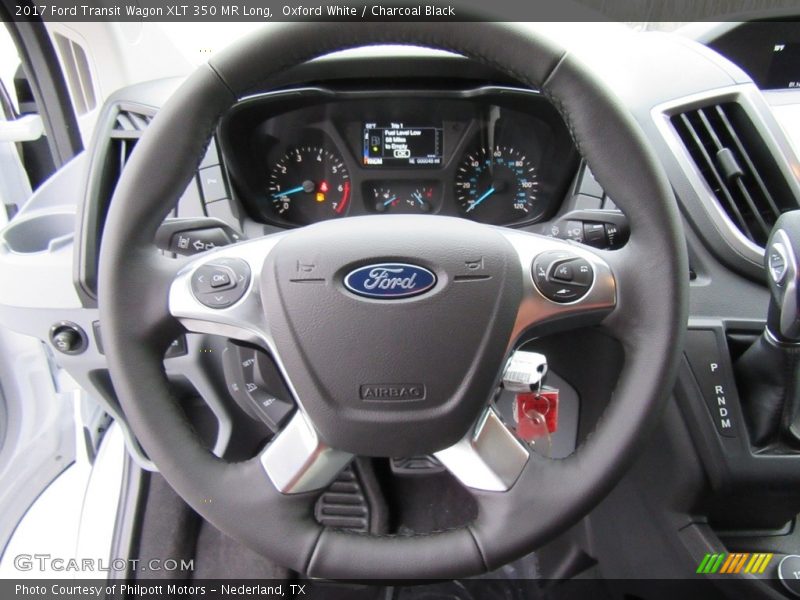  2017 Transit Wagon XLT 350 MR Long Steering Wheel