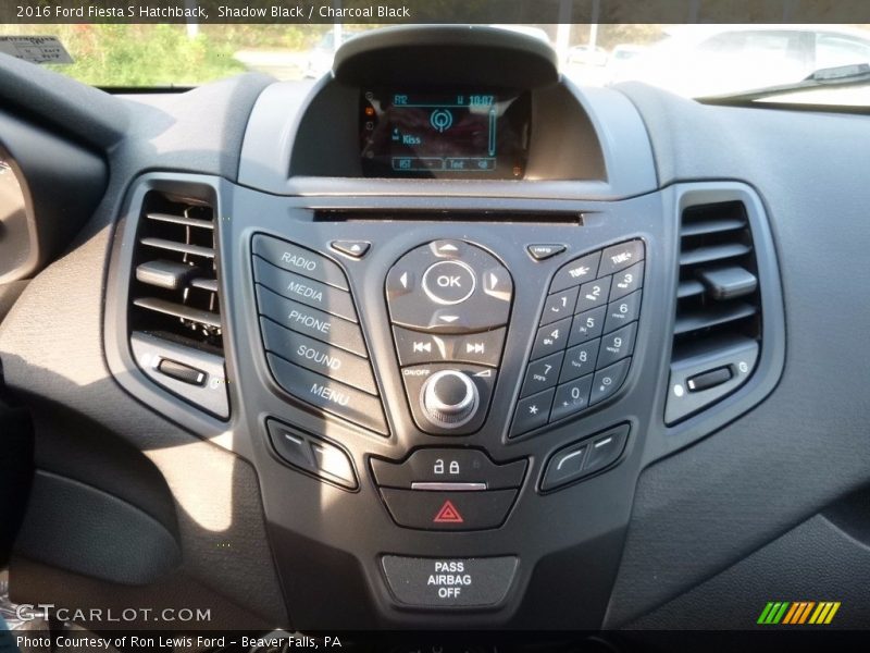 Shadow Black / Charcoal Black 2016 Ford Fiesta S Hatchback