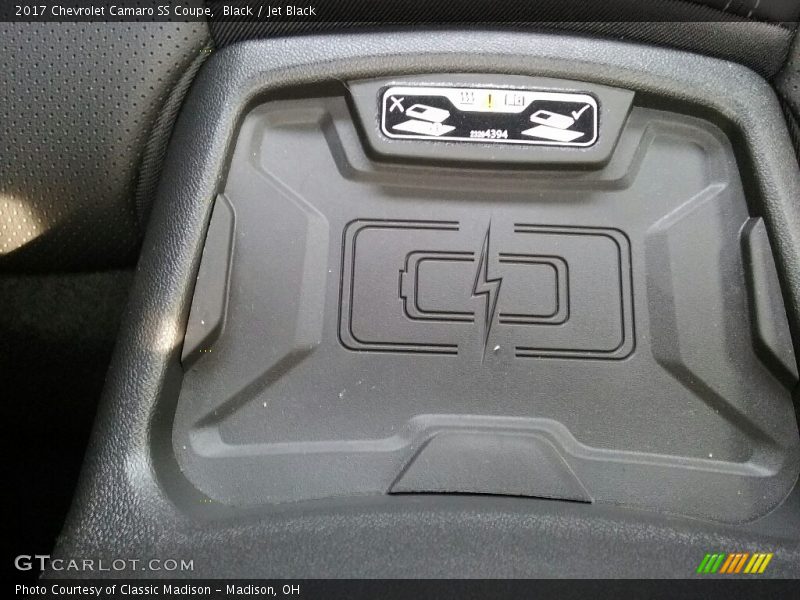 Black / Jet Black 2017 Chevrolet Camaro SS Coupe