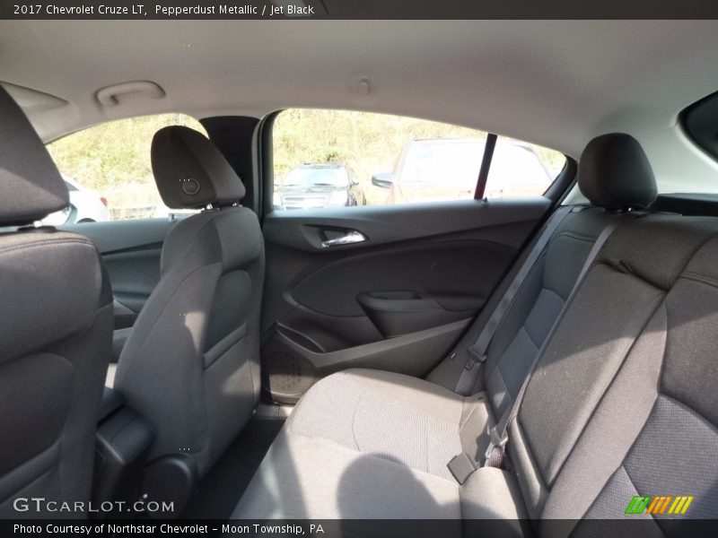 Pepperdust Metallic / Jet Black 2017 Chevrolet Cruze LT