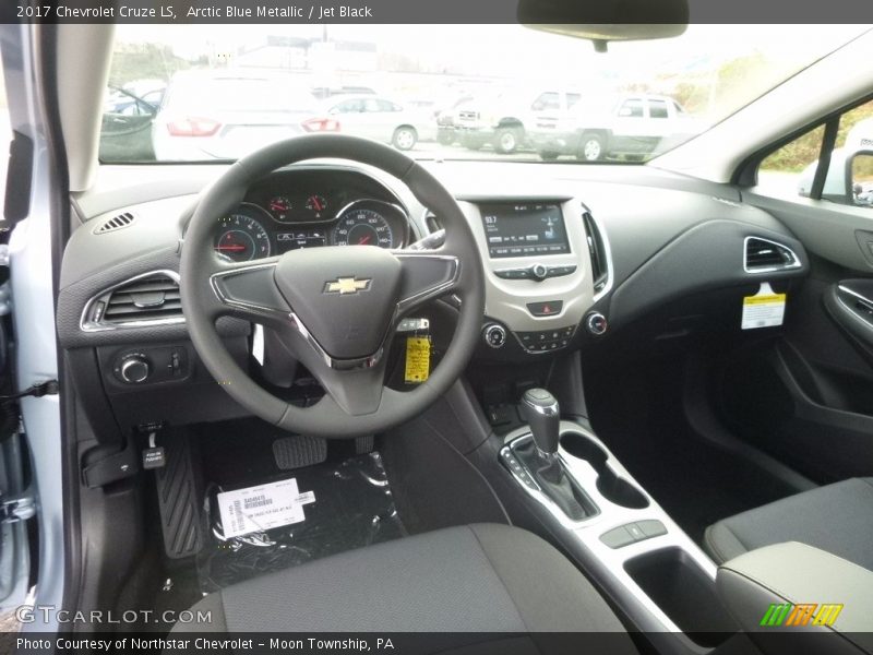 Arctic Blue Metallic / Jet Black 2017 Chevrolet Cruze LS