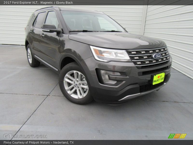 Magnetic / Ebony Black 2017 Ford Explorer XLT
