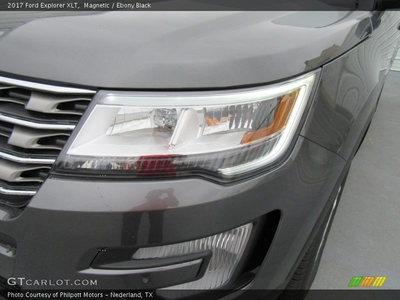 Magnetic / Ebony Black 2017 Ford Explorer XLT