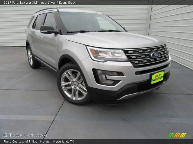 Ingot Silver / Ebony Black 2017 Ford Explorer XLT