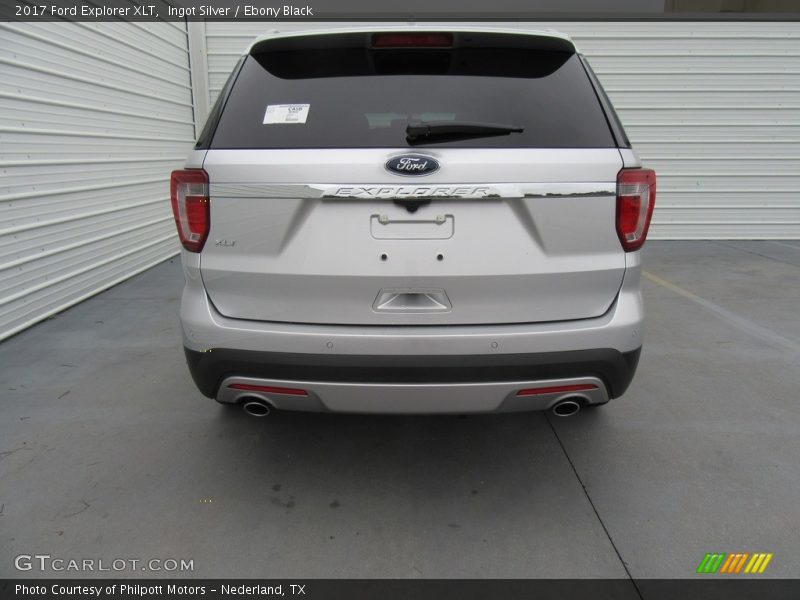 Ingot Silver / Ebony Black 2017 Ford Explorer XLT