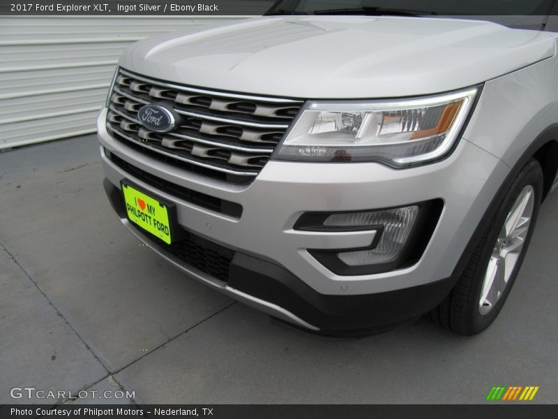 Ingot Silver / Ebony Black 2017 Ford Explorer XLT