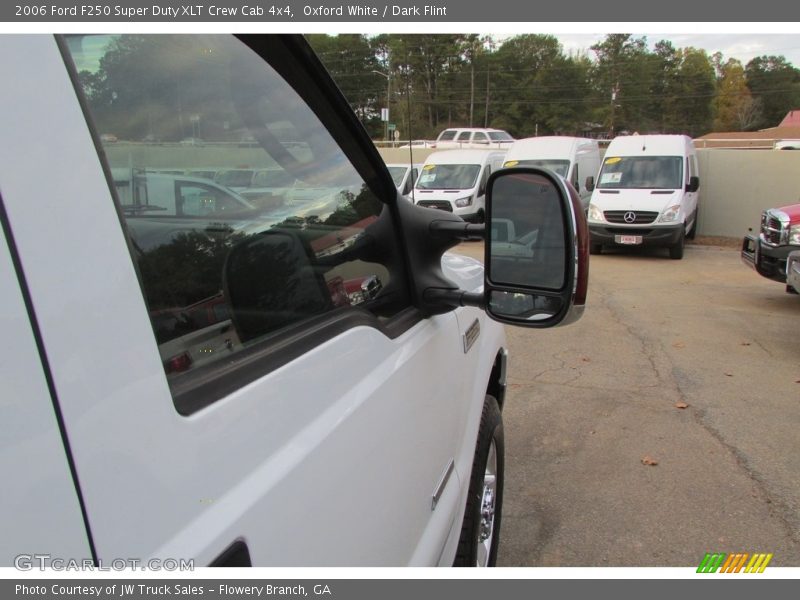 Oxford White / Dark Flint 2006 Ford F250 Super Duty XLT Crew Cab 4x4