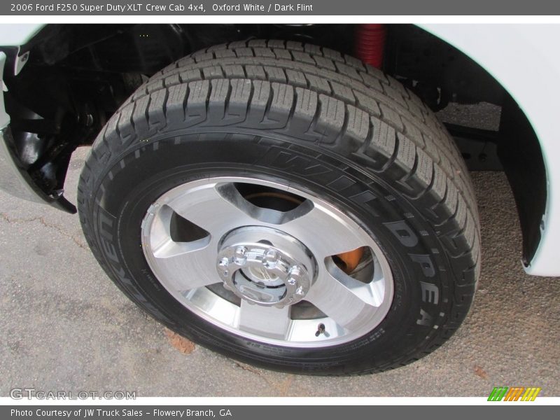 Oxford White / Dark Flint 2006 Ford F250 Super Duty XLT Crew Cab 4x4