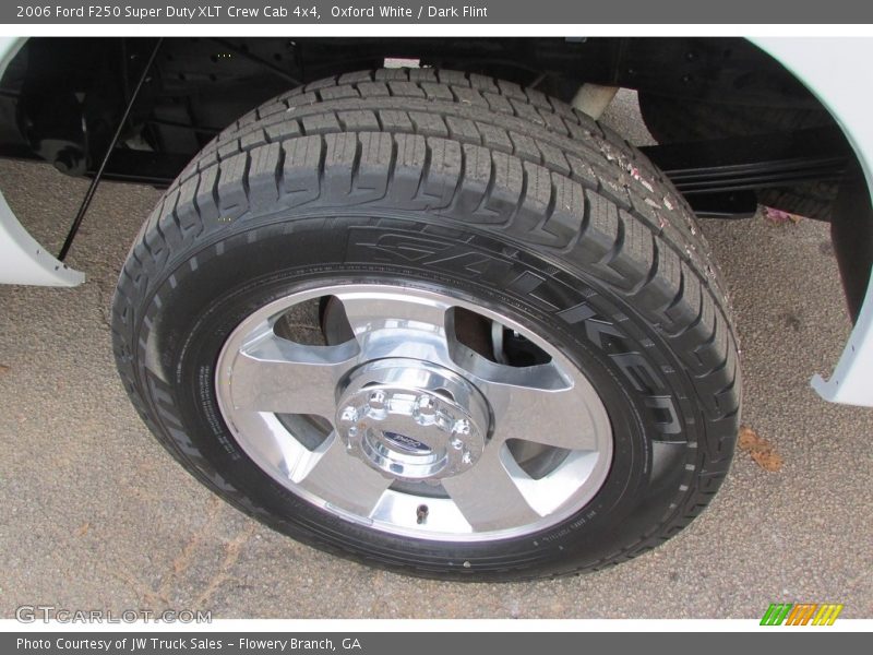 Oxford White / Dark Flint 2006 Ford F250 Super Duty XLT Crew Cab 4x4