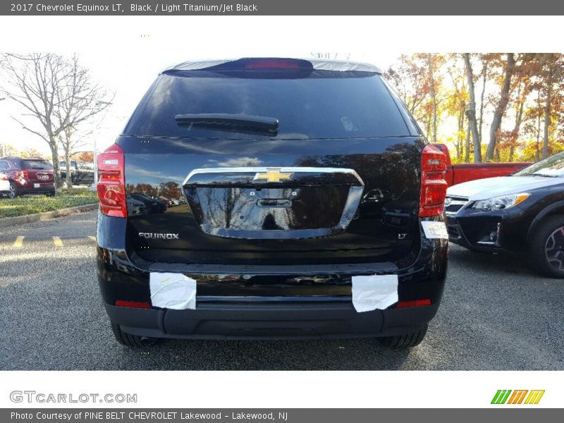 Black / Light Titanium/Jet Black 2017 Chevrolet Equinox LT