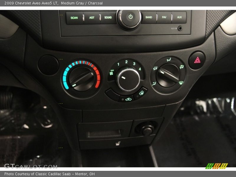 Medium Gray / Charcoal 2009 Chevrolet Aveo Aveo5 LT