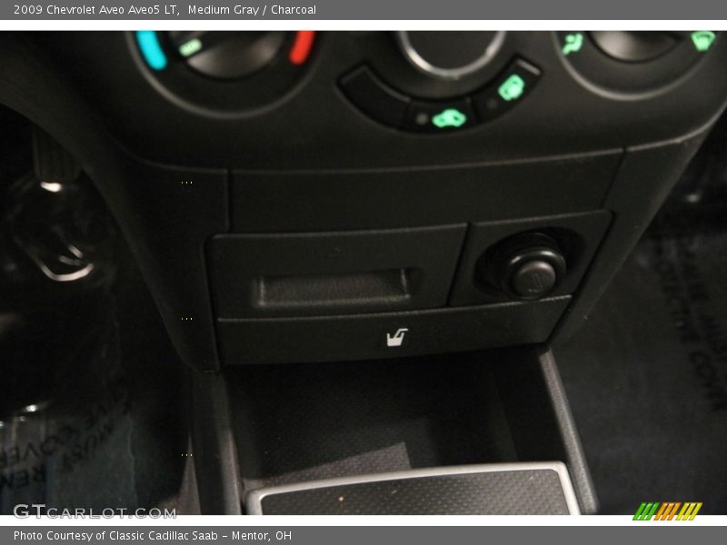 Medium Gray / Charcoal 2009 Chevrolet Aveo Aveo5 LT