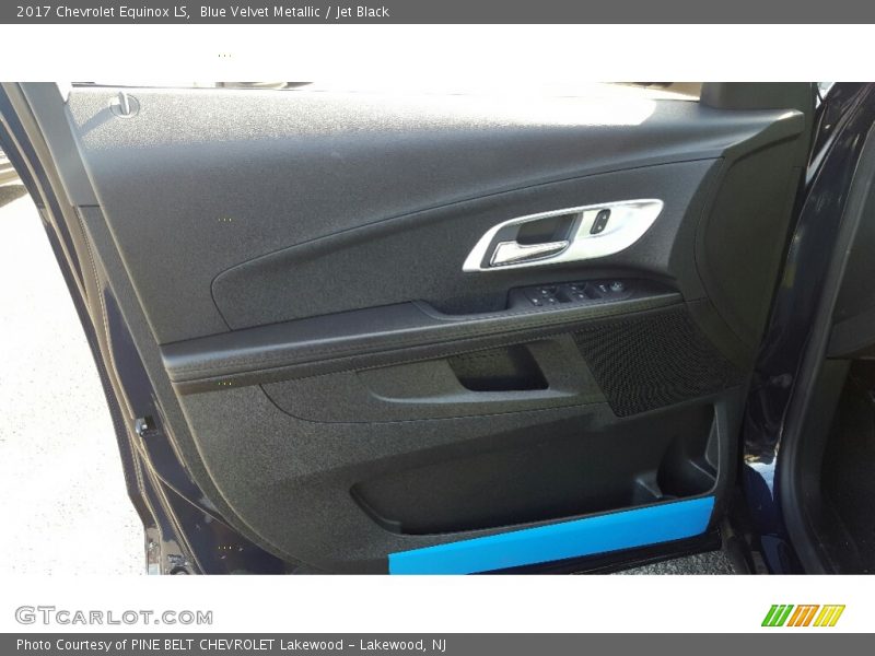 Blue Velvet Metallic / Jet Black 2017 Chevrolet Equinox LS