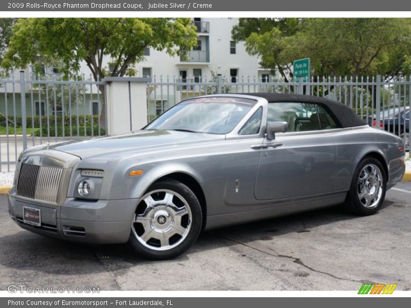 Jubilee Silver / Creme 2009 Rolls-Royce Phantom Drophead Coupe