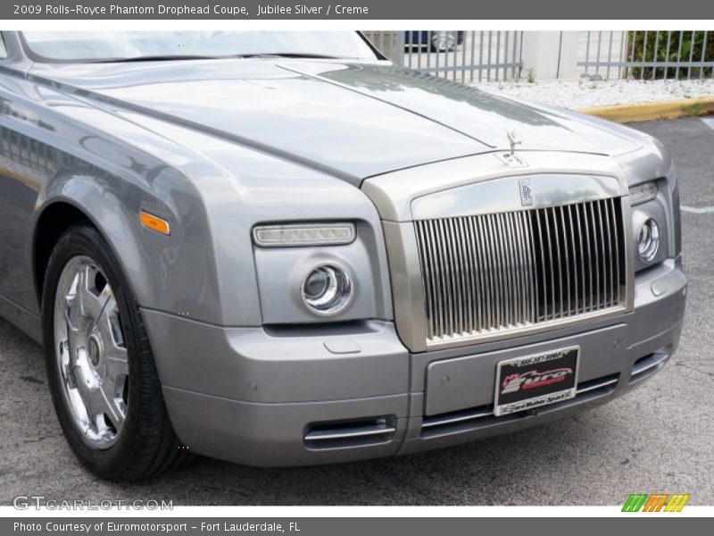 Jubilee Silver / Creme 2009 Rolls-Royce Phantom Drophead Coupe