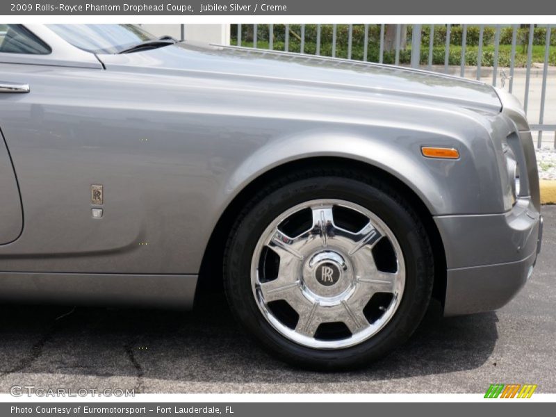 Jubilee Silver / Creme 2009 Rolls-Royce Phantom Drophead Coupe