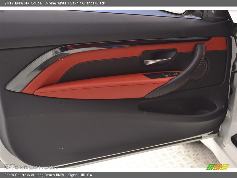 Door Panel of 2017 M4 Coupe