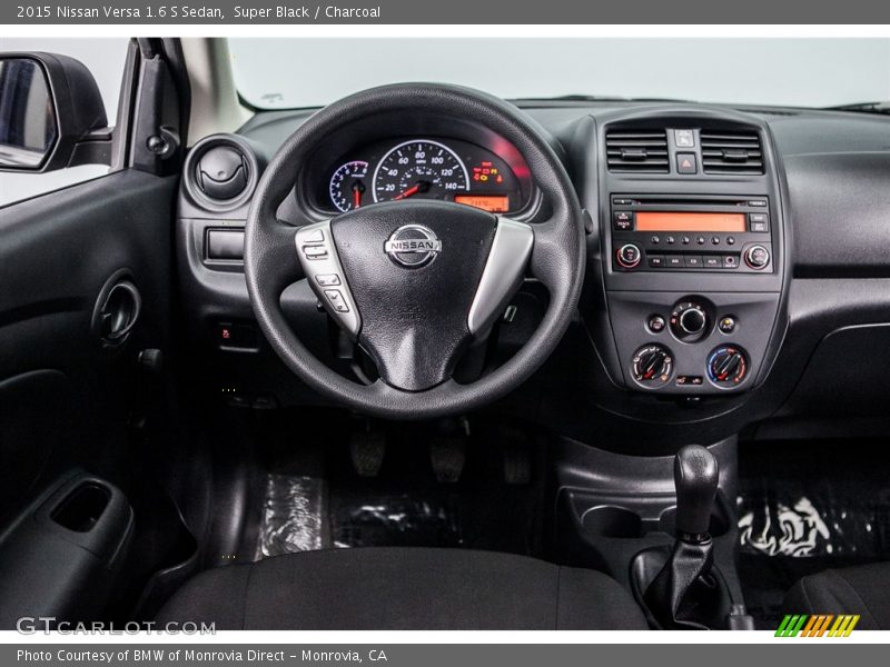Super Black / Charcoal 2015 Nissan Versa 1.6 S Sedan
