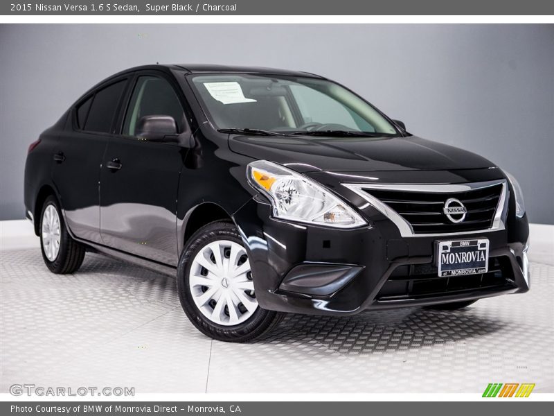Super Black / Charcoal 2015 Nissan Versa 1.6 S Sedan