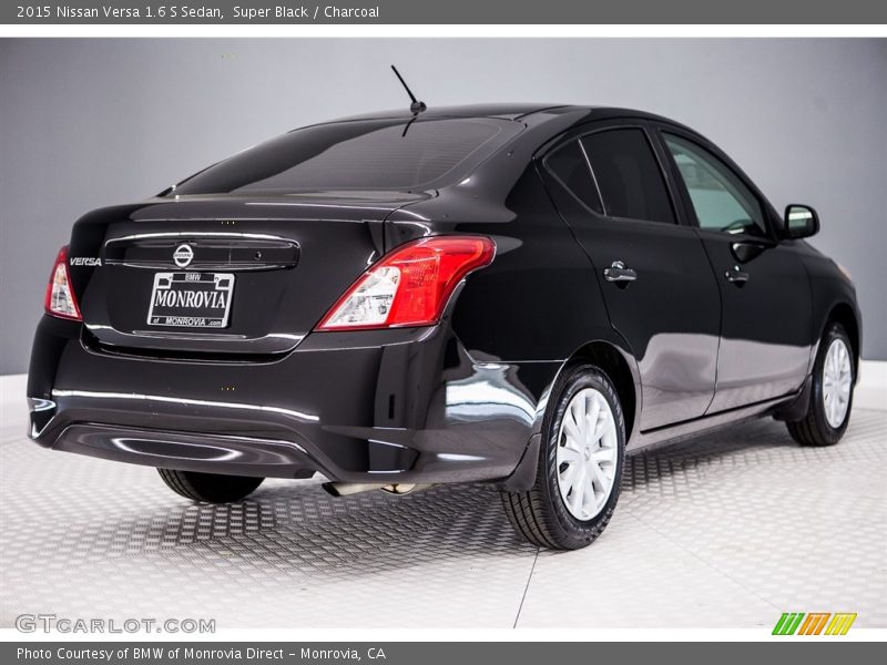 Super Black / Charcoal 2015 Nissan Versa 1.6 S Sedan