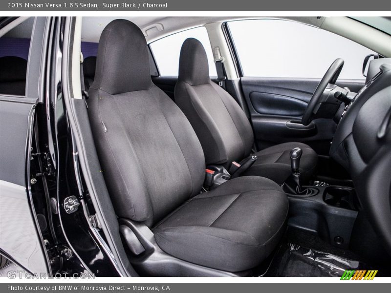 Super Black / Charcoal 2015 Nissan Versa 1.6 S Sedan